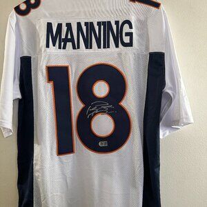 PEYTON MANNING SIGNED DENVER BRONCOS AUTOGRAPHED CUSTOM JERSEY W/COA - XL - 883